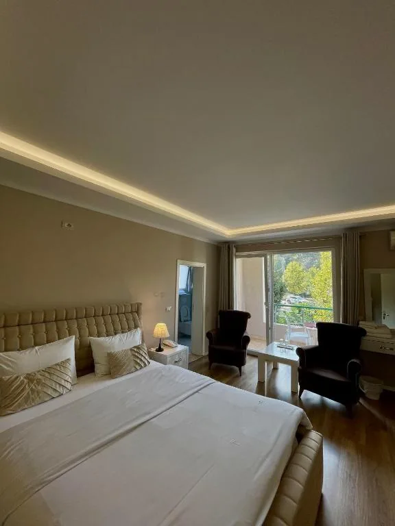 Double Room with Balcony — Vila Park Hotel 1